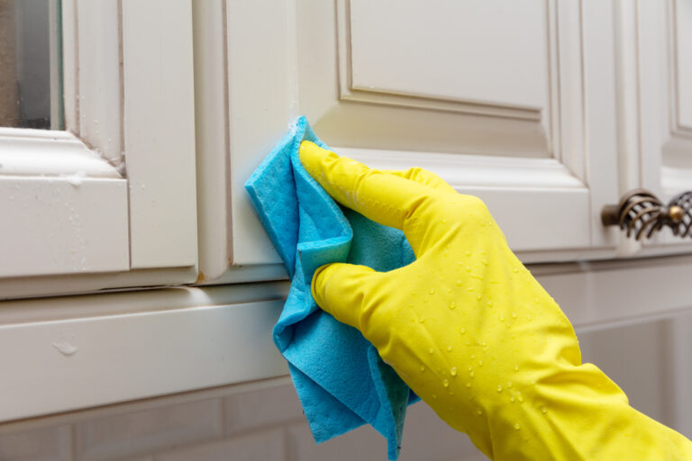 How To Clean Kitchen Grease From Cabinets